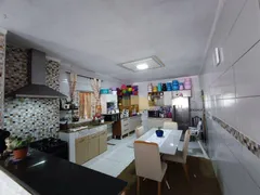 Casa com 3 Quartos à venda, 170m² no Vila Paulista, Rio Claro - Foto 2