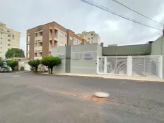 Conjunto Comercial / Sala para alugar, 214m² no Saraiva, Uberlândia - Foto 1