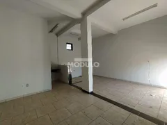Loja / Salão / Ponto Comercial para alugar, 40m² no Laranjeiras, Uberlândia - Foto 2