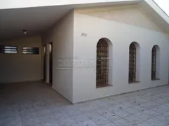 Casa com 3 Quartos para alugar, 196m² no Vila Nery, São Carlos - Foto 2