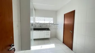 Casa de Condomínio com 4 Quartos para alugar, 220m² no Buraquinho, Lauro de Freitas - Foto 8