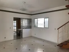 Casa de Condomínio com 4 Quartos para alugar, 270m² no Parque Residencial Damha III, São José do Rio Preto - Foto 2