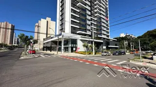 Apartamento com 3 Quartos à venda, 101m² no Cabral, Curitiba - Foto 2