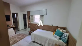 Casa com 4 Quartos à venda, 280m² no Marta Helena, Uberlândia - Foto 12