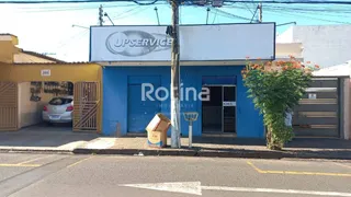 Casa Comercial para alugar, 42m² no Brasil, Uberlândia - Foto 1