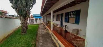Fazenda / Sítio / Chácara com 3 Quartos à venda, 200m² no Centro, Cabreúva - Foto 1