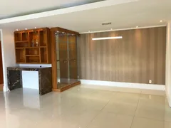 Apartamento com 3 Quartos para alugar, 202m² no Centro, Santana de Parnaíba - Foto 12