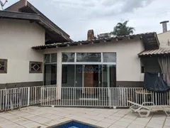 Casa com 3 Quartos à venda, 205m² no Champagnat, Londrina - Foto 10