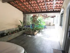 Casa com 4 Quartos à venda, 266m² no Jardim Industrial, Contagem - Foto 3