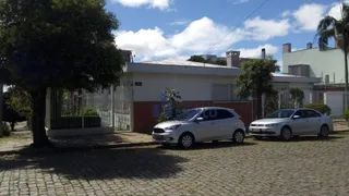 Casa com 3 Quartos à venda, 242m² no Cinquentenário, Caxias do Sul - Foto 2