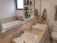 Apartamento com 4 Quartos para alugar, 240m² no Jardim Europa, Porto Alegre - Foto 33