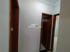 Casa com 3 Quartos à venda, 210m² no Cidade Jardim, Uberlândia - Foto 9