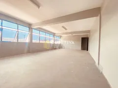 Loja / Salão / Ponto Comercial para alugar, 400m² no São José, Novo Hamburgo - Foto 12