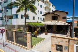 Casa com 2 Quartos para alugar, 120m² no Bombas, Bombinhas - Foto 1