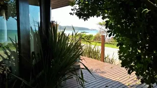 Casa com 3 Quartos para alugar, 120m² no Praia de Bombas, Bombinhas - Foto 9