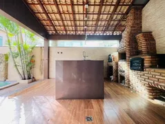 Casa com 3 Quartos à venda, 180m² no Santa Amélia, Belo Horizonte - Foto 29