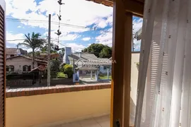 Casa com 3 Quartos à venda, 197m² no Vila Assunção, Porto Alegre - Foto 13