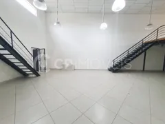 Loja / Salão / Ponto Comercial para alugar, 236m² no Medianeira, Porto Alegre - Foto 8