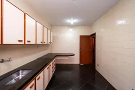 Casa com 4 Quartos para alugar, 266m² no Setor Bueno, Goiânia - Foto 14