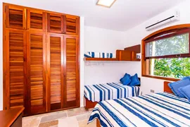 Casa com 4 Quartos à venda, 336m² no Praia Domingas Dias, Ubatuba - Foto 34