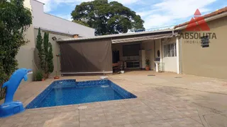 Casa com 3 Quartos para alugar, 200m² no Vila São Pedro, Americana - Foto 2
