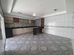 Casa com 3 Quartos à venda, 180m² no Jardim Celani, Salto - Foto 3