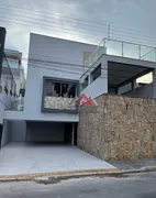 Casa com 3 Quartos à venda, 259m² no Arujazinho IV, Arujá - Foto 1