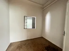 Casa com 4 Quartos para alugar, 200m² no Centro, Bauru - Foto 12