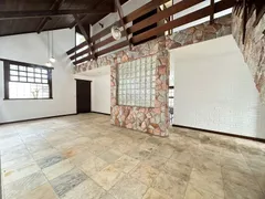 Casa com 5 Quartos à venda, 180m² no Santa Amélia, Belo Horizonte - Foto 13
