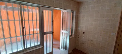 Casa com 2 Quartos para alugar, 60m² no Vila Paula, Duque de Caxias - Foto 8