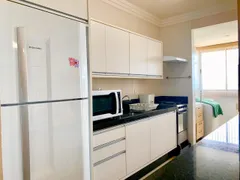 Apartamento com 3 Quartos para alugar, 120m² no Meia Praia, Itapema - Foto 12