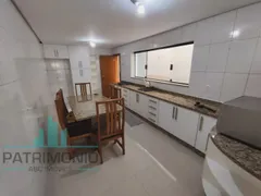 Sobrado com 3 Quartos à venda, 241m² no Vila Palmares, Santo André - Foto 6