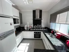 Casa com 4 Quartos à venda, 300m² no Tibery, Uberlândia - Foto 6