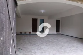 Casa com 3 Quartos à venda, 455m² no Matapaca, Niterói - Foto 57