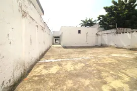 Casa Comercial com 6 Quartos para alugar, 147m² no Dionísio Torres, Fortaleza - Foto 37