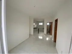 Apartamento com 2 Quartos para alugar, 54m² no Padre Romualdo, Caucaia - Foto 2