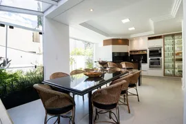 Casa de Condomínio com 4 Quartos à venda, 504m² no Jardim das Américas, Curitiba - Foto 1