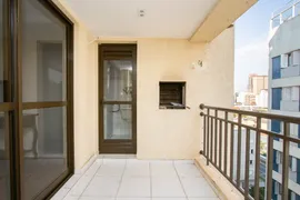 Apartamento com 2 Quartos à venda, 76m² no Centro, Curitiba - Foto 4