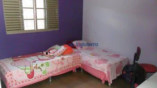 Casa com 3 Quartos à venda, 200m² no Jatobá, Londrina - Foto 10