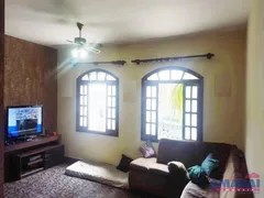 Sobrado com 3 Quartos à venda, 180m² no Vila Martinez, Jacareí - Foto 2