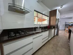 Casa com 3 Quartos à venda, 220m² no Ponta de Baixo, São José - Foto 16