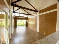 Casa de Condomínio com 3 Quartos à venda, 136m² no Tinguá, Nova Iguaçu - Foto 1