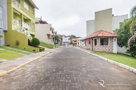 Casa de Condomínio com 3 Quartos à venda, 245m² no Nonoai, Porto Alegre - Foto 49