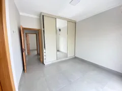 Sobrado com 3 Quartos à venda, 119m² no Novo Mundo, Uberlândia - Foto 20