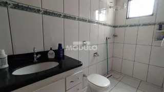 Casa com 2 Quartos à venda, 146m² no Granada, Uberlândia - Foto 9