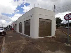 Loja / Salão / Ponto Comercial para alugar, 130m² no Jardim Agari, Londrina - Foto 2