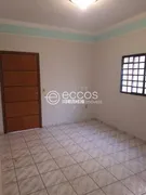 Casa com 3 Quartos à venda, 160m² no Granada, Uberlândia - Foto 1