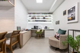 Apartamento com 2 Quartos à venda, 70m² no Cidade Baixa, Porto Alegre - Foto 2