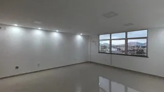 Conjunto Comercial / Sala à venda, 35m² no  Vila Valqueire, Rio de Janeiro - Foto 2