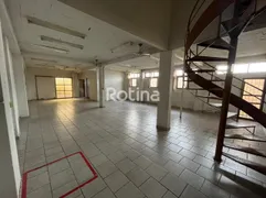 Galpão / Depósito / Armazém para alugar, 150m² no Centro, Uberlândia - Foto 3